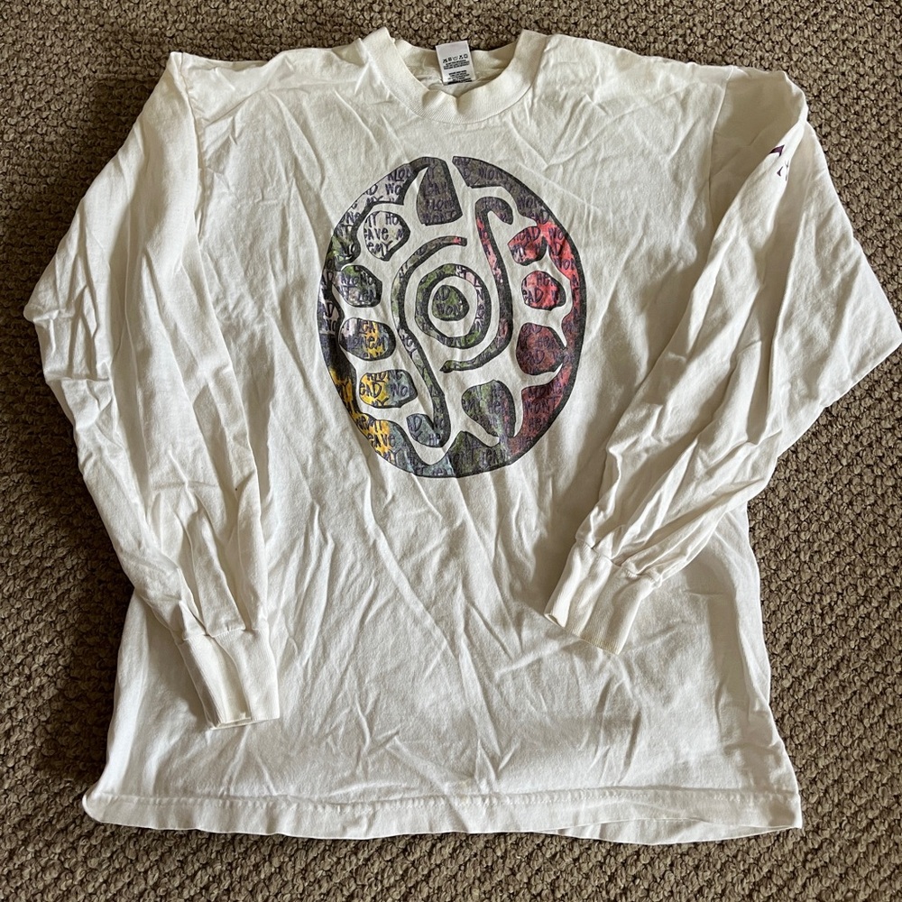 Vintage longsleeve Dave Matthews Band concert tee